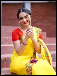 Keya Payal in sari